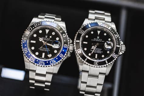 rolex gmt master 2 vs submariner date|Rolex batman submariner.